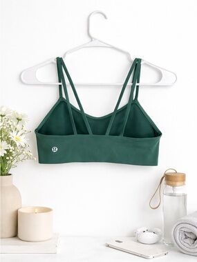 (4) Lululemon • Like A Cloud Bra Light Support B/C Cup